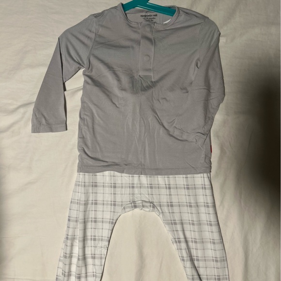 Magnetic Me Light Gray Baby Outfit - Picture 1 of 2